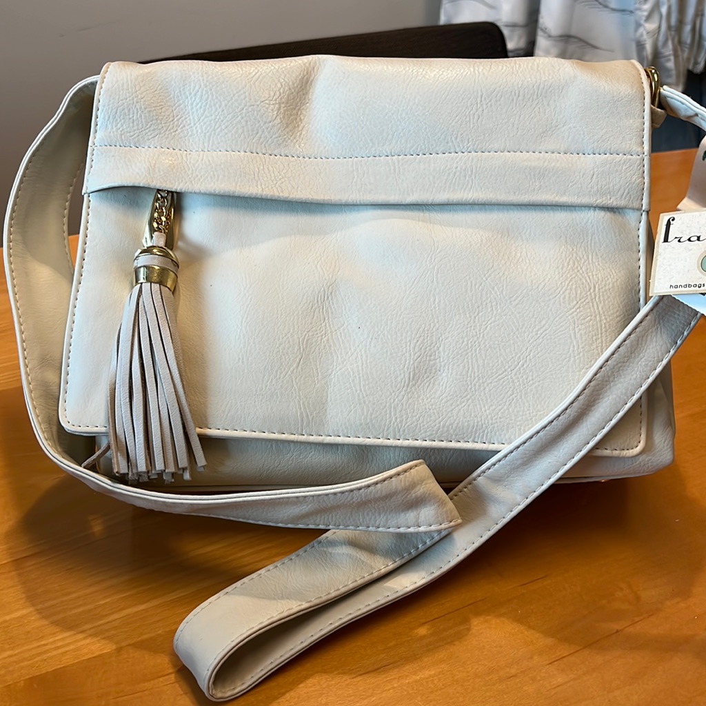 Fratelli Medium Size Crme Purse